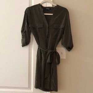 Express cargo dress